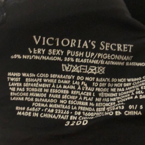 Black Very Sexy Push Up Bra Victoria’s Secret - Picture 6 of 6